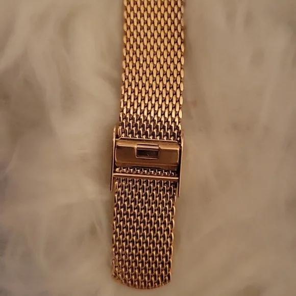 Movado Gold Women's Watch - Picture 5 of 11